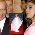 Šaltiniai: Putino meilužė su keturiais vaikais šiuo metu slepiasi Europoje
