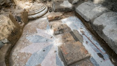Archeologists find two column bases of Great Synagogue of Vilnius