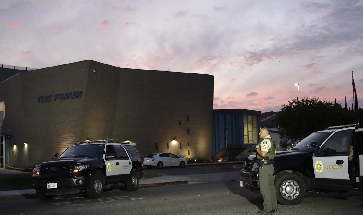 Kalifornijoje per šaudymą mokykloje žuvo du vaikai