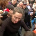 Specialioji JT pasiuntinė, aktorė A. Jolie aplankė pabėgėlius Graikijoje