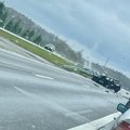 Крупная авария на трассе Каунас-Клайпеда: столкнулись 2 авто, 3 человека пострадали