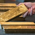 Rusijos bankas aukso atsargas per metus padidino 224 tonomis