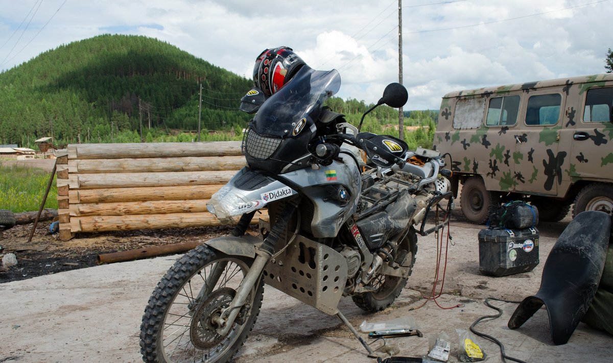 Motociklais aplink Baikalą