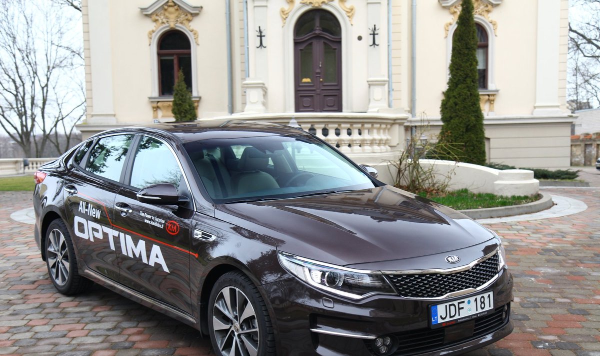 "KIA Optima"