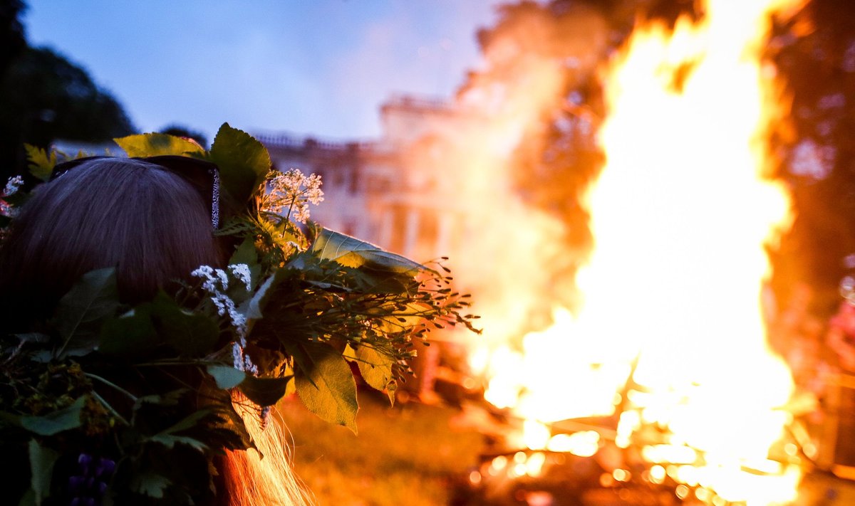 St. John’s Day bonfire in Trakų Vokė