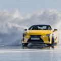 „Lexus“ automobilių galimybės išbandytos ant užšalusio Baikalo ežero