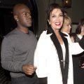 K. Kardashian suglumino paatviravimais apie savo mamos ir jos draugo laukinį seksą