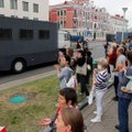 Šimtai protestuotojų sureagavo į Cichanouskajos raginimą: pareigūnai Minske perspėja apie atsakomybę