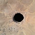 Vartais į pragarą pramintoje smegduobėje Jemene aptikta unikalių radinių: mokslininkai paėmė pavyzdžių tyrimams