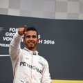 L. Hamiltonas ragina „Mercedes“ nenaudoti komandinės taktikos