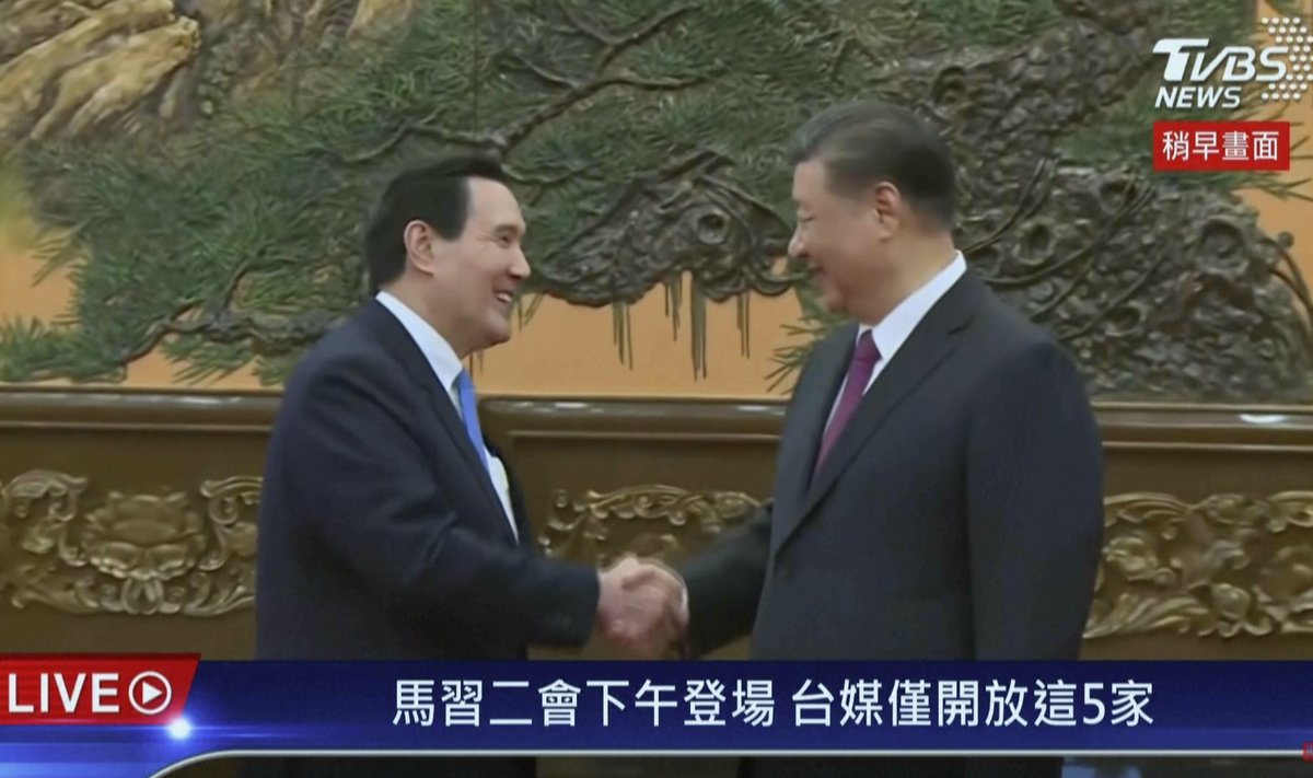 Xi Jinpingas priėmė prokinišką buvusį Taivano prezidentą