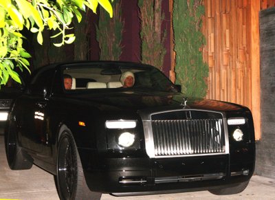 David Beckham vairuoja Rolls-Royce Phantom Drophead
