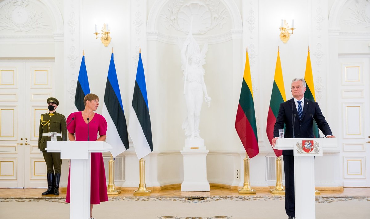 Kersti Kaljulaid, Gitanas Nausėda