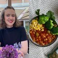 Tinklaraštininkė K. Remeikaitė dalijasi gardžiu augalinio troškinio receptu savaitgalio pietums
