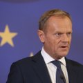 Tuskas: ES niekada nesutiks su „Brexit“ be sutarties