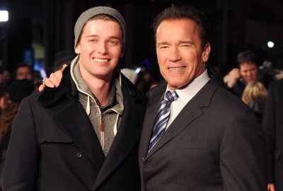 Patrickas Schwarzeneggeris su tėvu