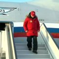 V. Putinas Arkties vandenyno salyne domėjosi apleistų karinių, oro pajėgų ir radarų bazių atstatymo darbais