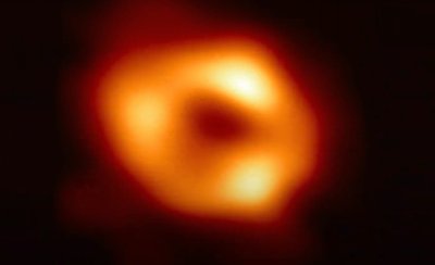 Juodoji skylė Paukščių tako galaktikos centre.ESO nuotr.