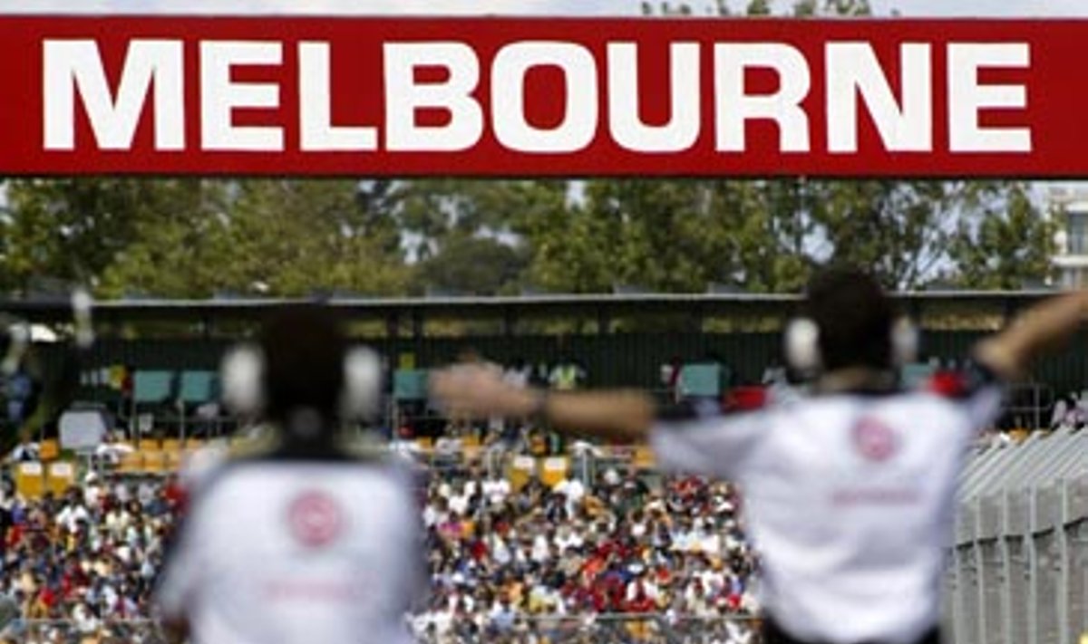 Melburne (Australija) šį savaitgalį vyksta pirmojo šio sezono "Formulės-1" etapo lenktynės
