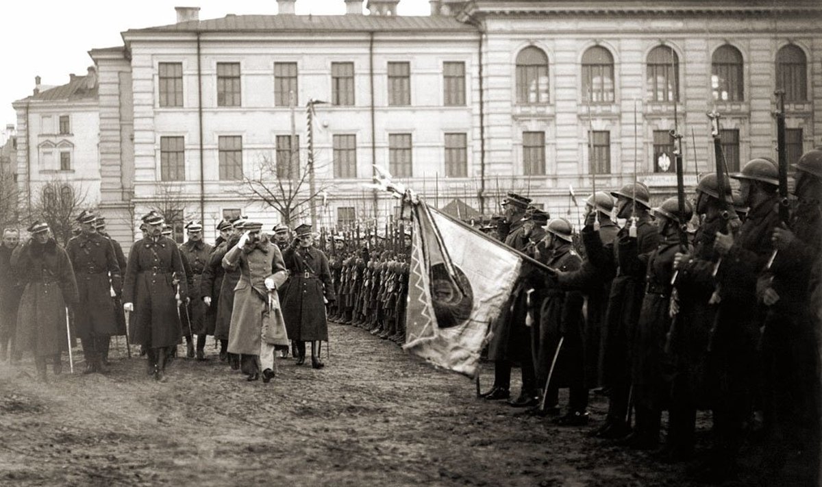 Pilsudskis Vilniuje Lukiškių aikštėje 1919