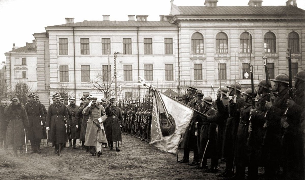 Pilsudskis Vilniuje Lukiškių aikštėje 1919