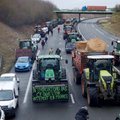 Prancūzijos ūkininkams tęsiant blokadas, vienas žmogus žuvo, o dar du buvo sužeisti