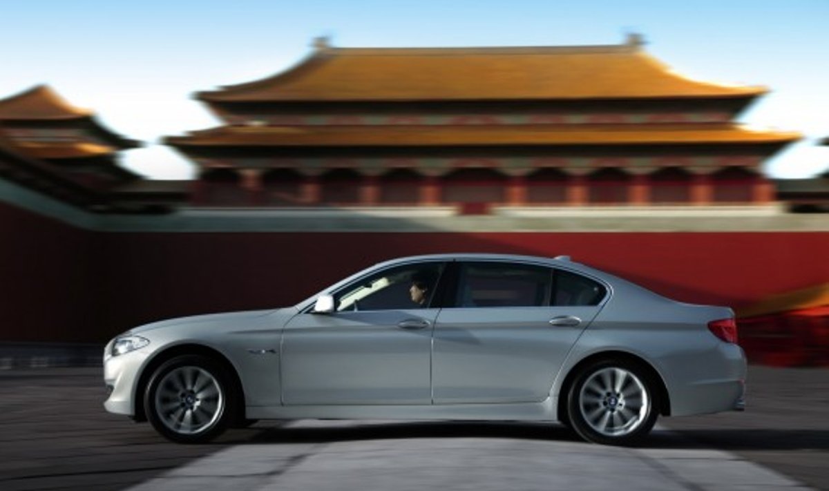 Kinijos rinkai skirtas BMW 5 sedanas