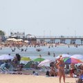 В Литве стоит жара, жители собираются на пляжах и забывают об опасности