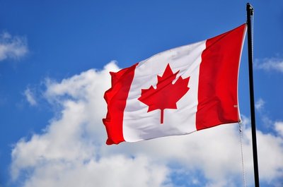 Kanada, Kanados vėliava
