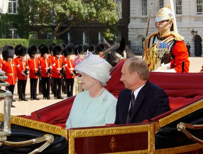 Karalienė Elizabeth II, Vladimiras Putinas
