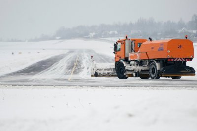 Sniegas oro uoste