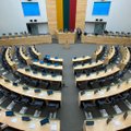 Prisiekė penki per pirmąjį posėdį dėl COVID-19 to padaryti negalėję Seimo nariai
