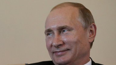 Сокурсник Путина: у него от страха ботокс потечет