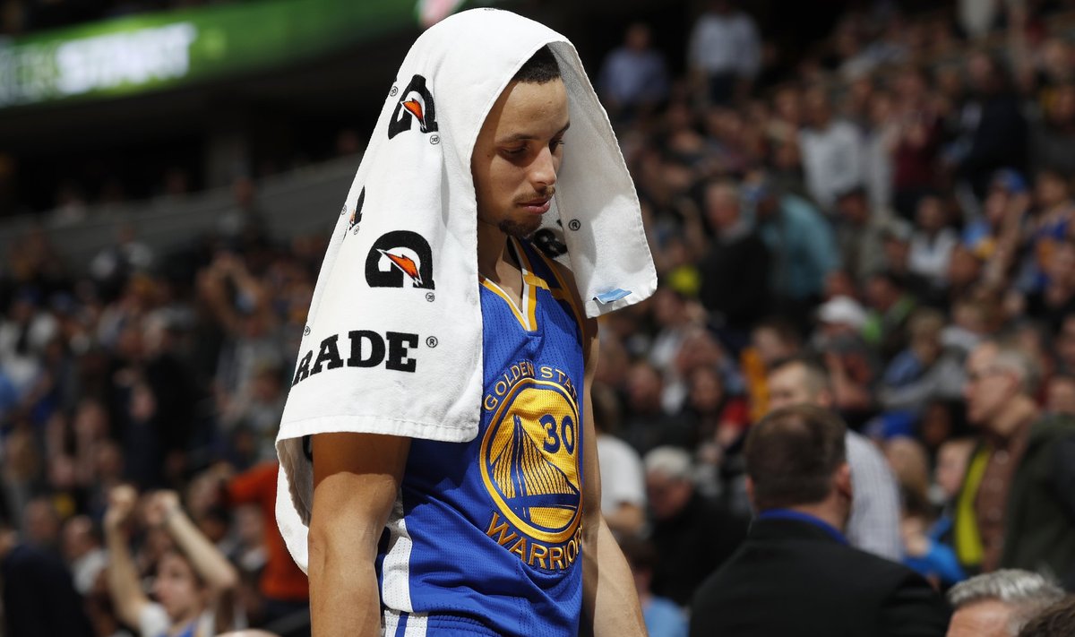S. Curry sužaidė vienas blogiausių sezono rungtynių.