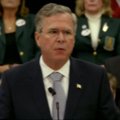 J. Busho politinėje reklamoje reikalaujama „triuškinančios jėgos“ prieš ISIS