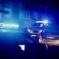 Kauno rajone siautėjo ginkluotas vyras: puolė pareigūnus peiliu ir pasipriešino sulaikomas