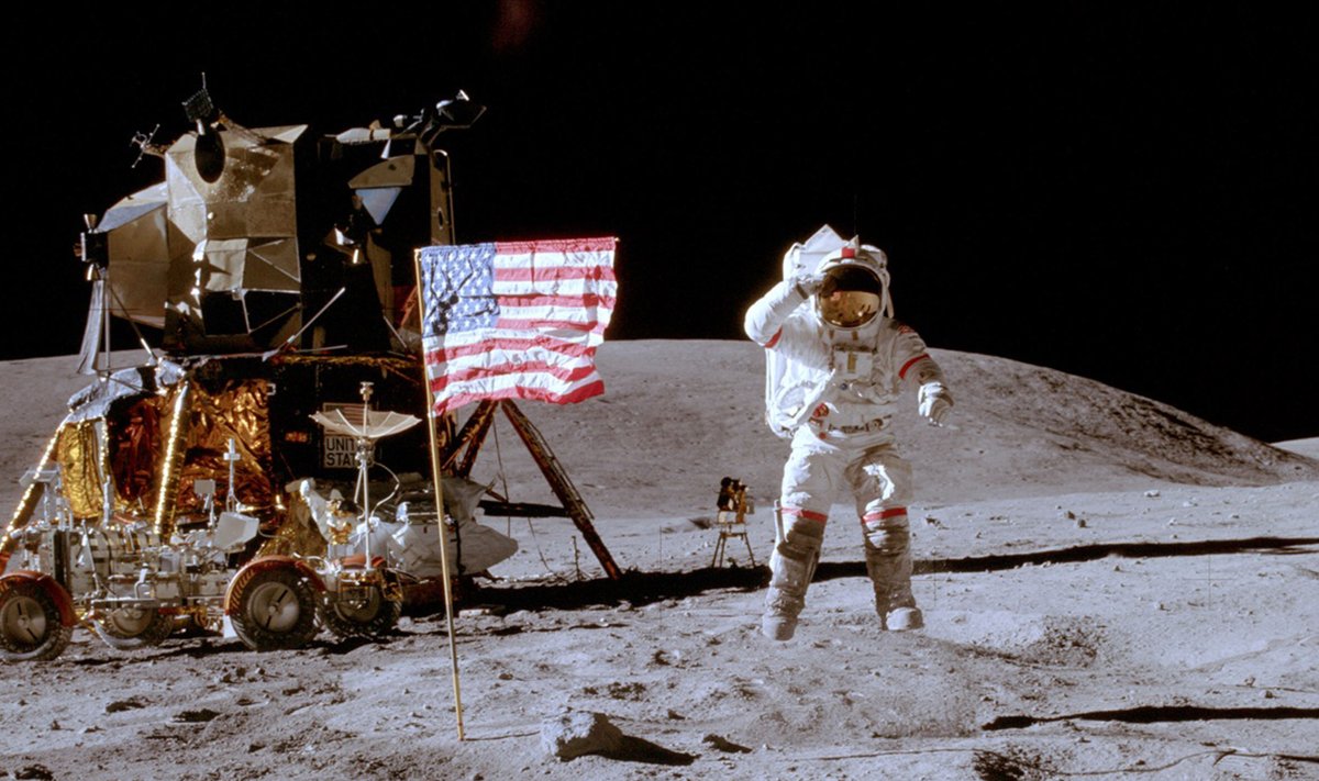 Apollo 16 misija į Mėnulį