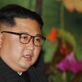 Kim Jong Unas smerkia „plėšikiškas“ sankcijas jo šaliai