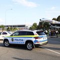 В Кишиневе автомобиль протаранил ворота посольства РФ