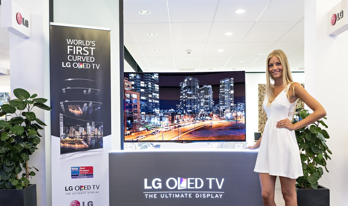 LG OLED televizorius lenktu ekranu