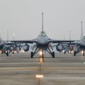 Taivane rasta sudužusio naikintuvo F-16V nuolaužų
