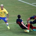 Neymaras dar kartą tapo Brazilijos didvyriu, o Argentina vos išplėšė lygiąsias