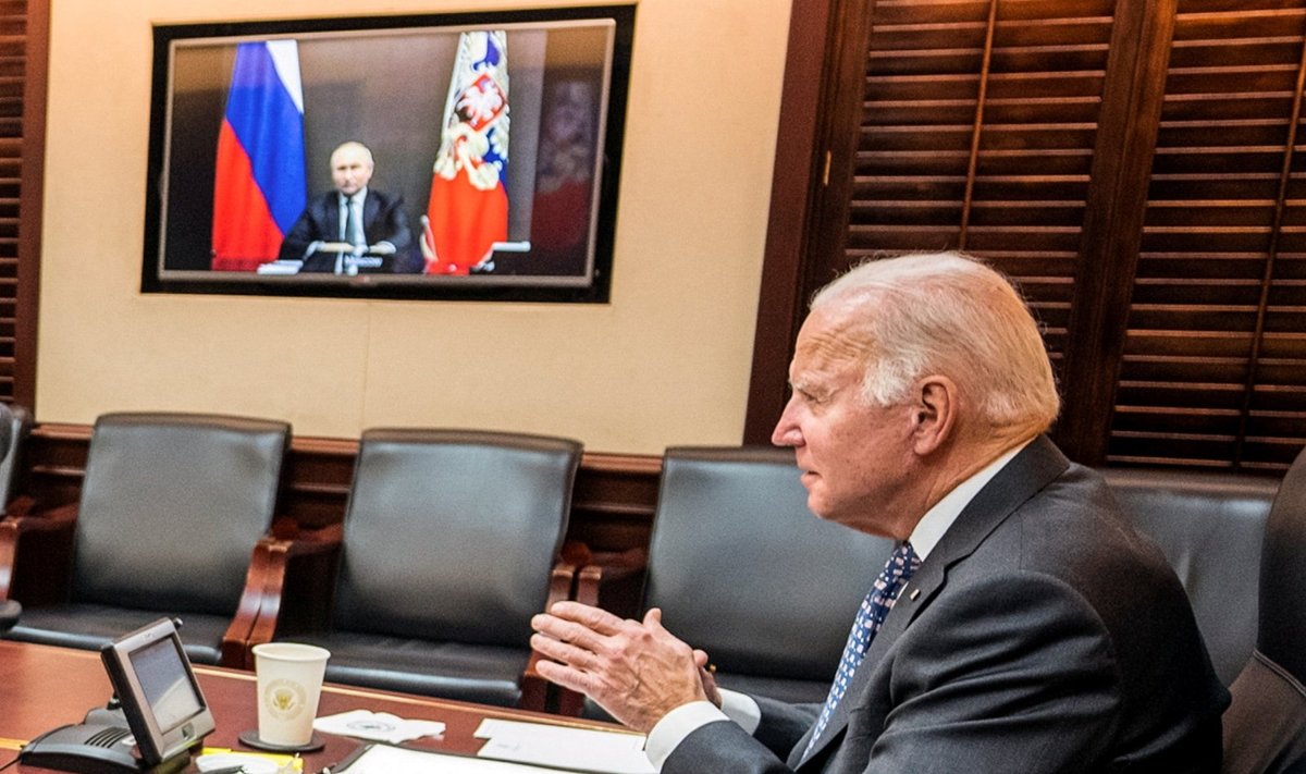 J. Bideno ir V. Putino pokalbis