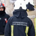 Vilniuje vyro galva įstrigo tarp metalinių grotų, prireikė medikų ir gelbėtojų pagalbos