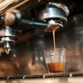 Internautai pasidavė naujai madai: kavą tenka gerti paskubomis