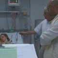 Libijos lyderio sūnus aplankė ligoninėje per lėktuvo katastrofą išgyvenusį olandą berniuką