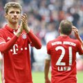„Schalke“ brenda iš dugno, „Bayern“ toliau barsto taškus