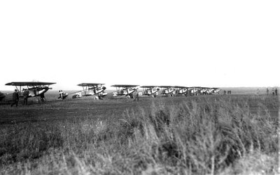 Vokiečių naikintuvai „Fokker D. XIII” Lipecko aerodrome