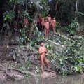 Pavyko užmegzti kontaktą su izoliuotai gyvenančia gentimi: ekspedicija – labai rizikinga
