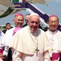 Popiežius atskrido į Tailandą, kur pradeda kelionę Azijoje